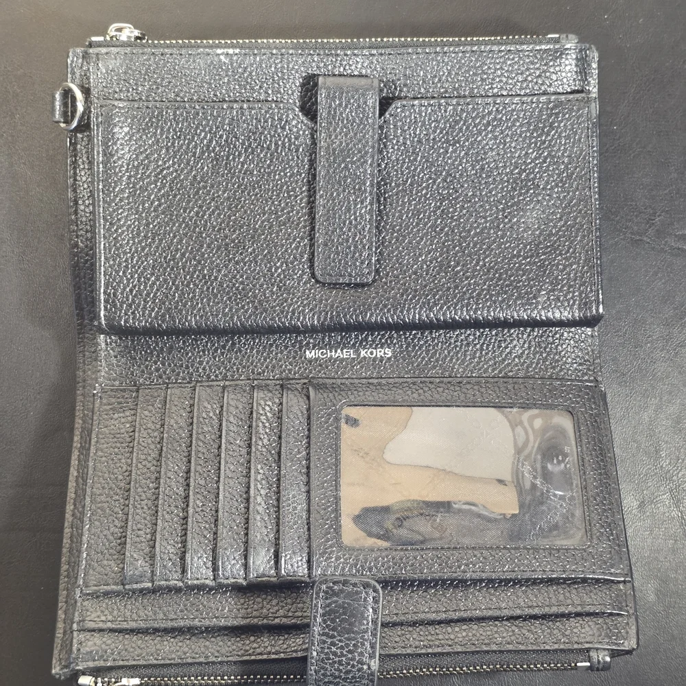 Michael Kors Jet Set Travel Large Travel CONTINENTAL Wallet-Wristlet